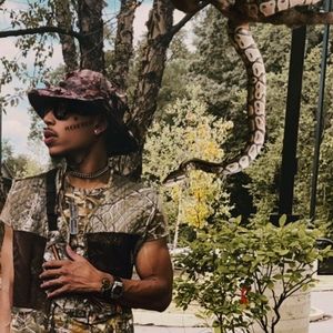 Meet your Posher, Drégo